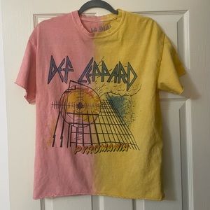 VINTAGE DEF LEOPARD Graphic Tee Pink/Yellow Medium/Large